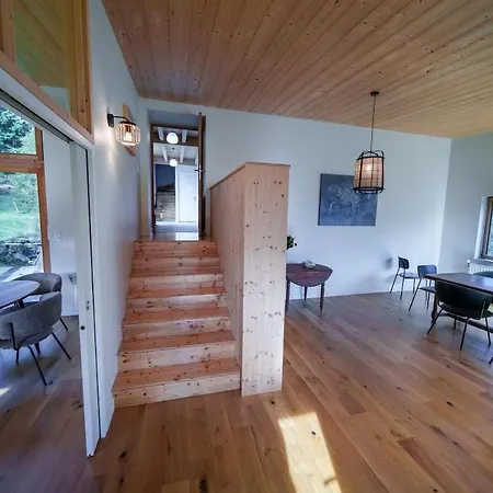 Elegante Maison 225 M2, Au Vert, 10 Personnes, 5 Chambres, 5 Salles De Bain