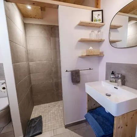 펜션 Elegante Maison 225 M2, Au Vert, 10 Personnes, 5 Chambres, 5 Salles De Bain Saint-Bonnet-le-Chastel