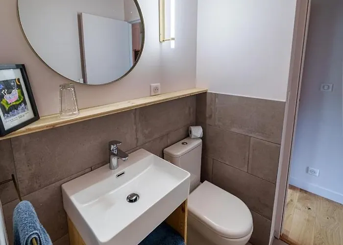 Elegante Maison 225 M2, Au Vert, 10 Personnes, 5 Chambres, 5 Salles De Bain * Saint-Bonnet-le-Chastel