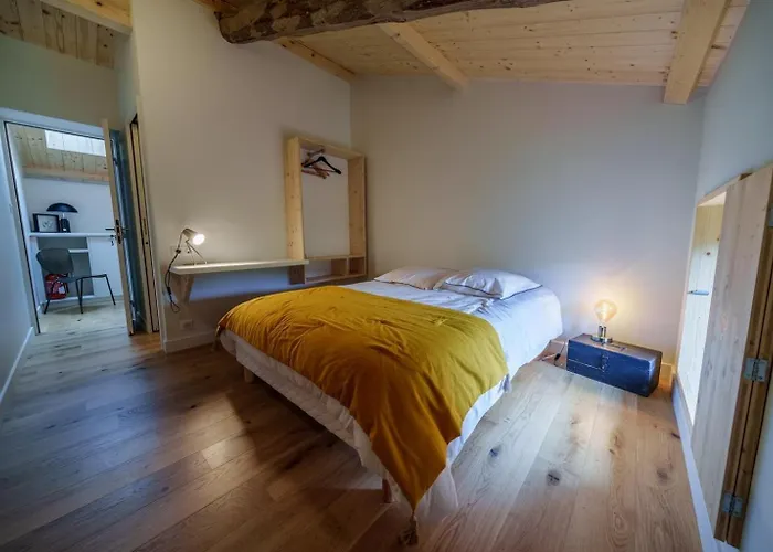 Elegante Maison 225 M2, Au Vert, 10 Personnes, 5 Chambres, 5 Salles De Bain Holiday home *