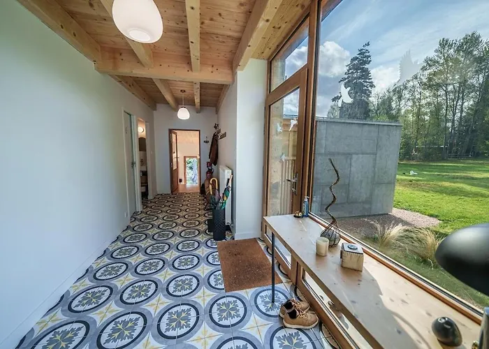 Elegante Maison 225 M2, Au Vert, 10 Personnes, 5 Chambres, 5 Salles De Bain * Saint-Bonnet-le-Chastel