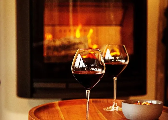 Holiday home Elegante Maison 225 M2, Au Vert, 10 Personnes, 5 Chambres, 5 Salles De Bain Saint-Bonnet-le-Chastel