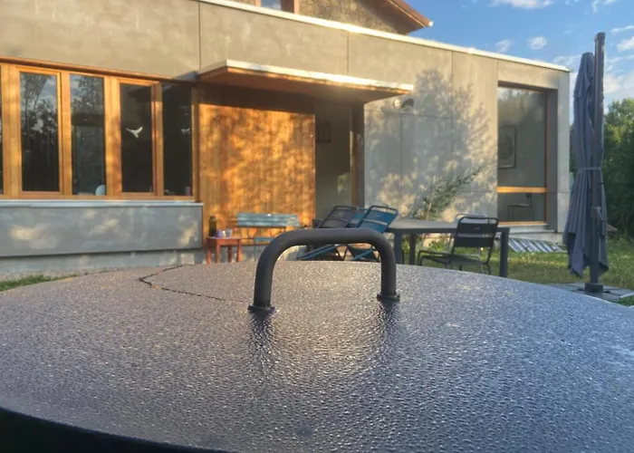 Holiday home Elegante Maison 225 M2, Au Vert, 10 Personnes, 5 Chambres, 5 Salles De Bain